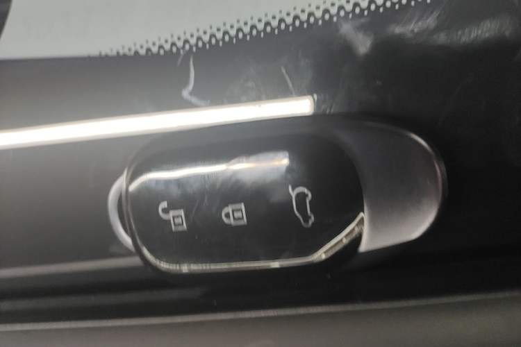 Used Li Auto ONE 2021 Extended-Range 6-Seater Version Vehicle Key