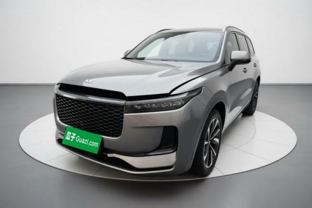 Ojetý Li Auto ONE 2021 Extended-Range 6-Seater Version