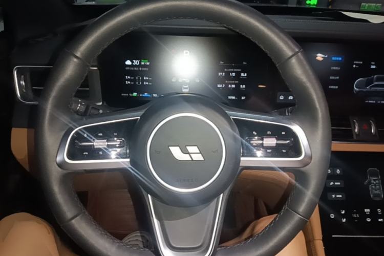 Used Li Auto ONE 2021 Extended-Range 6-Seater Version Steering Wheel