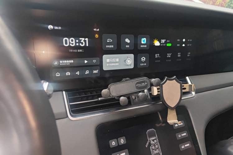Used Li Auto ONE 2021 Extended-Range 6-Seater Version Audio And AC Panel