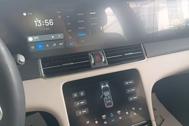 Used Li Auto ONE 2021 Extended-Range 6-Seater Version Audio And AC Panel
