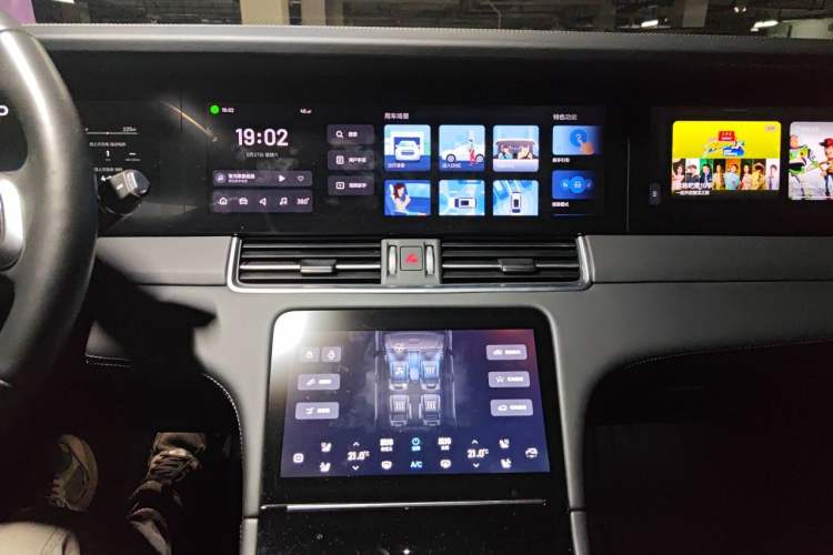 Used Li Auto ONE 2021 Extended-Range 6-Seater Version Audio And AC Panel