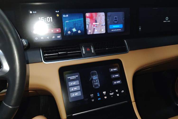 Used Li Auto ONE 2021 Extended-Range 6-Seater Version Audio And AC Panel