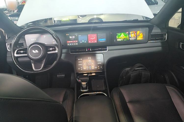 Used Li Auto ONE 2021 Extended-Range 6-Seater Version Center Console