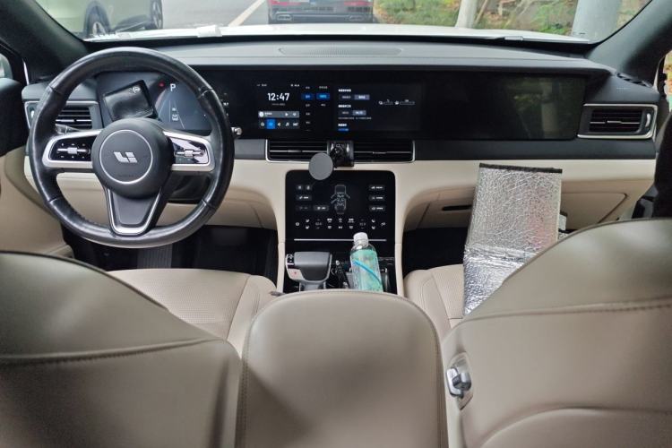 Used Li Auto ONE 2021 Extended-Range 6-Seater Version Center Console