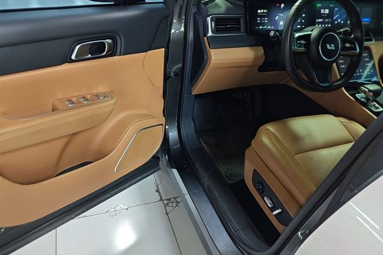 Used Li Auto ONE 2021 Extended-Range 6-Seater Version Driver Seat