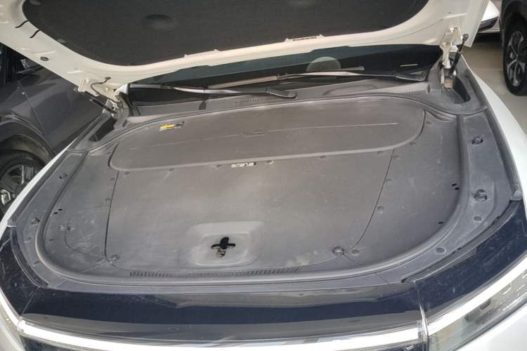 Used Li Auto ONE 2021 Extended-Range 6-Seater Version Engine Bay