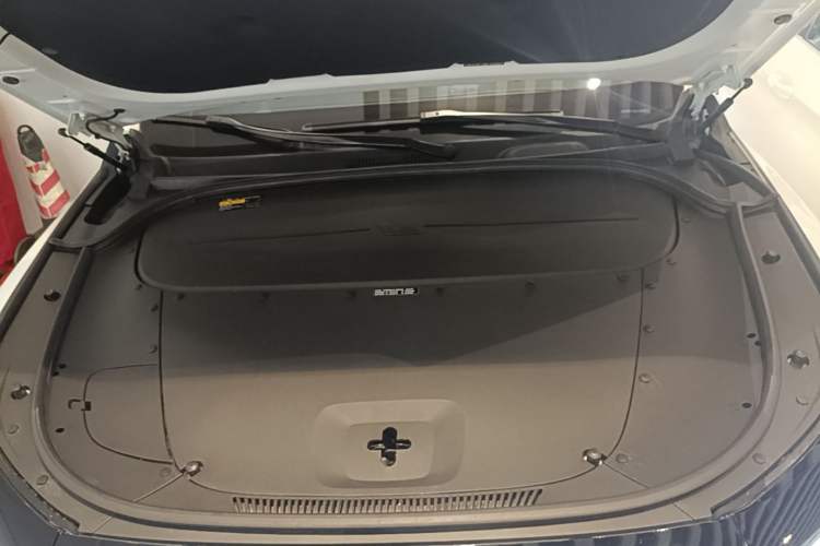Used Li Auto ONE 2021 Extended-Range 6-Seater Version Engine Bay
