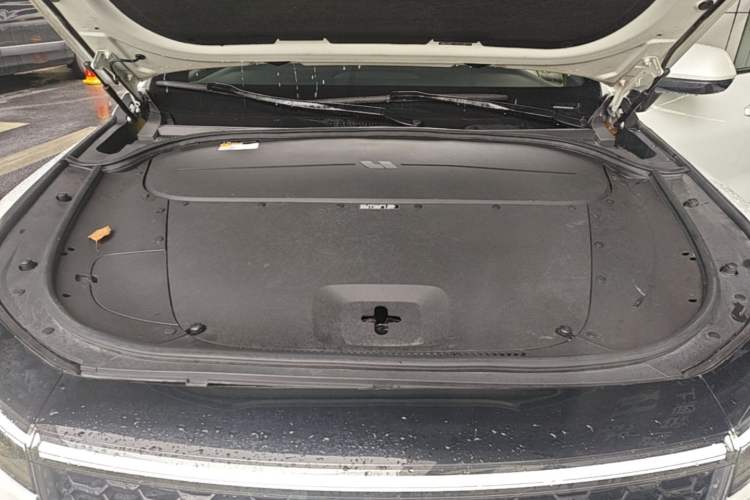 Used Li Auto ONE 2021 Extended-Range 6-Seater Version Engine Bay