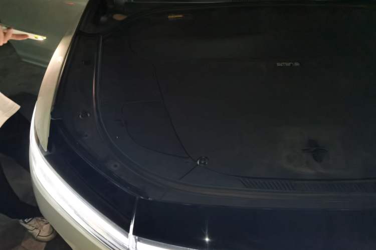 Used Li Auto ONE 2021 Extended-Range 6-Seater Version Engine Bay Right
