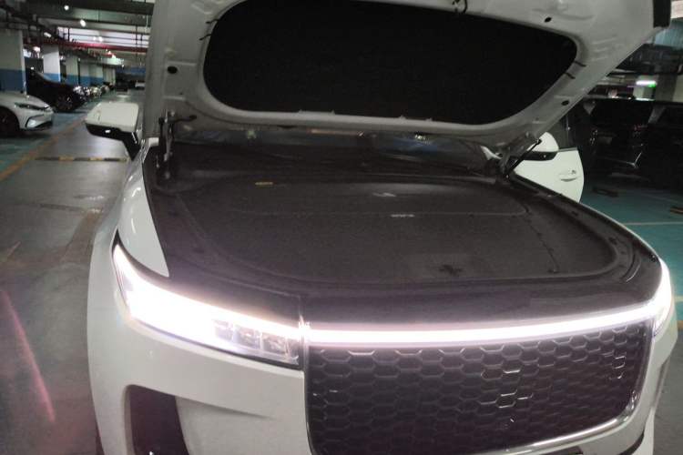 Used Li Auto ONE 2021 Extended-Range 6-Seater Version Engine Bay Right