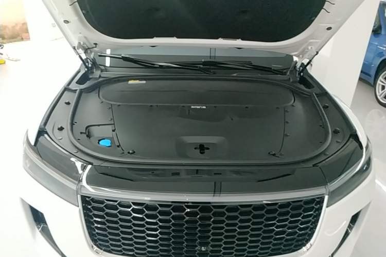 Used Li Auto ONE 2021 Extended-Range 6-Seater Version Engine Bay