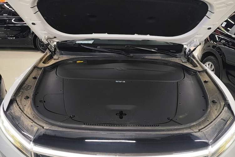 Used Li Auto ONE 2021 Extended-Range 6-Seater Version Engine Bay