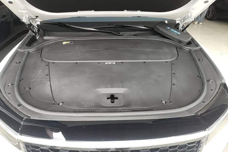 Used Li Auto ONE 2021 Extended-Range 6-Seater Version Engine Bay