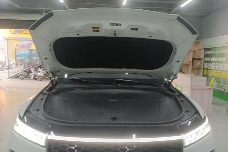 Used Li Auto ONE 2021 Extended-Range 6-Seater Version Engine Bay
