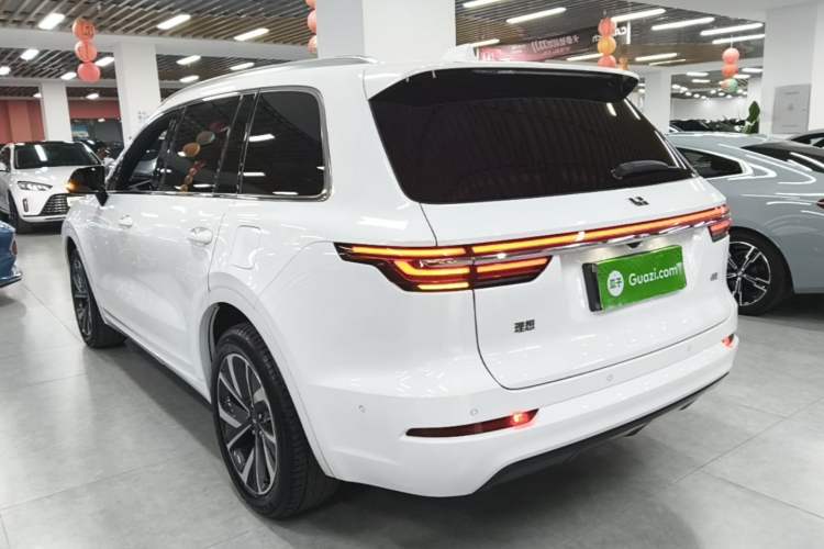 Used Li Auto ONE 2021 Extended-Range 6-Seater Version Exterior 2
