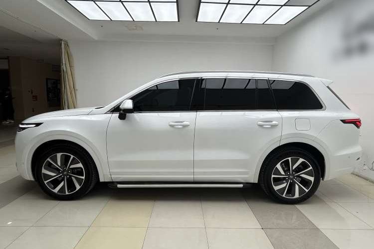 Used Li Auto ONE 2021 Extended-Range 6-Seater Version Exterior 2