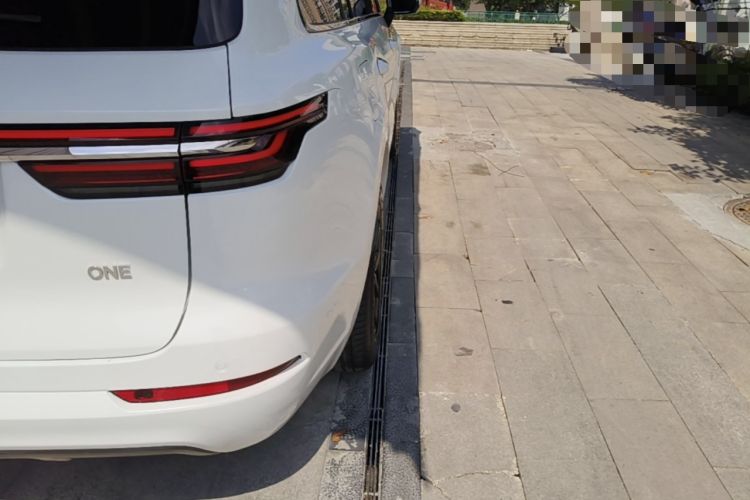 Used Li Auto ONE 2021 Extended-Range 6-Seater Version Exterior 3