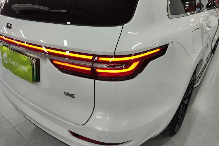 Used Li Auto ONE 2021 Extended-Range 6-Seater Version Exterior 3