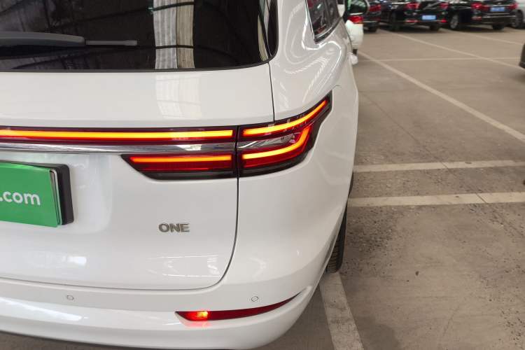 Used Li Auto ONE 2021 Extended-Range 6-Seater Version Exterior 3