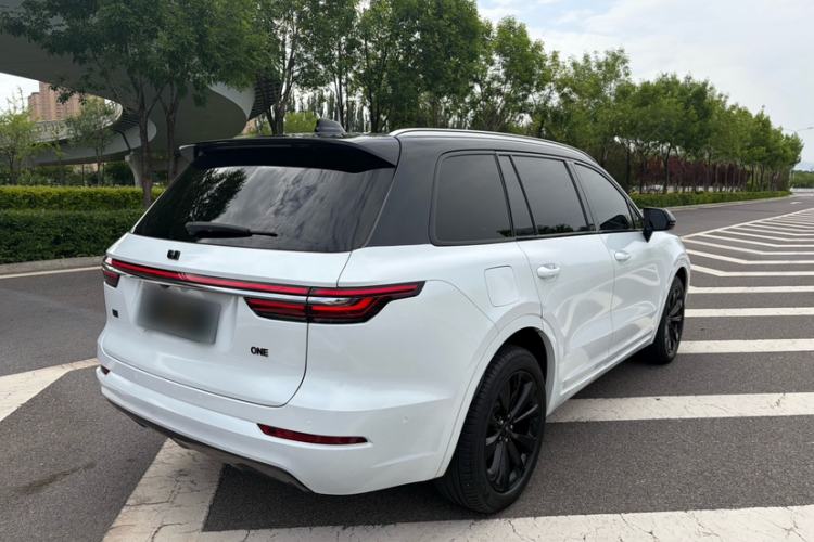 Used Li Auto ONE 2021 Extended-Range 6-Seater Version Exterior 5