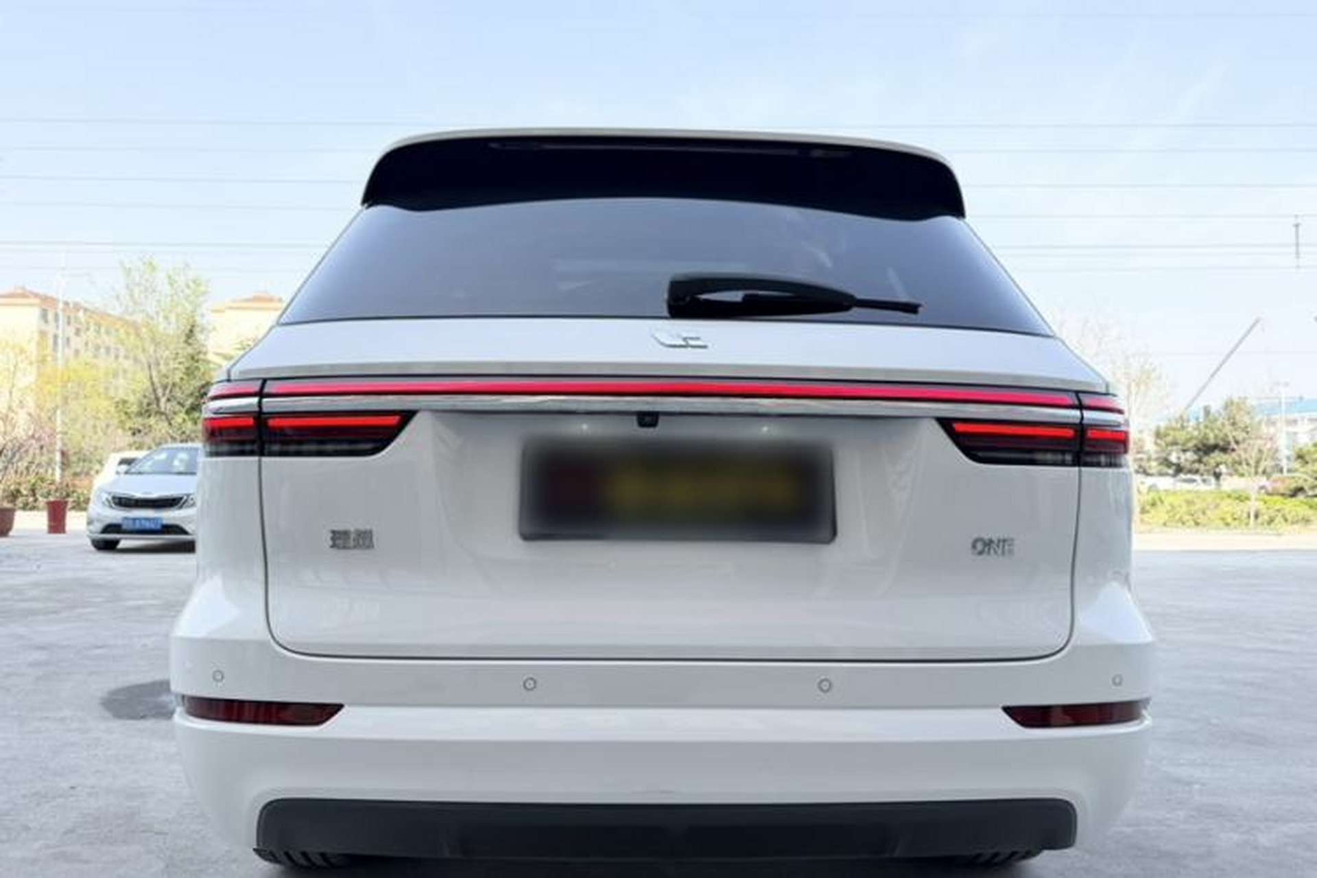 Used Li Auto ONE 2021 Extended-Range 6-Seater Version Exterior 5