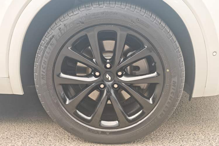 Used Li Auto ONE 2021 Extended-Range 6-Seater Version Exterior 8