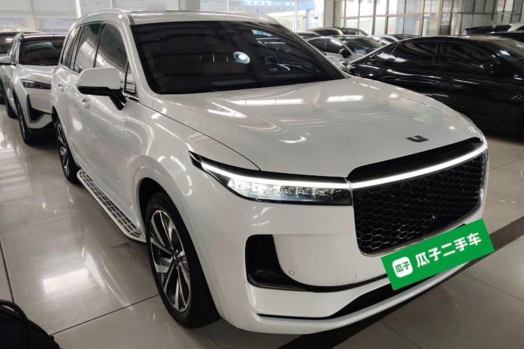 Used Li Auto ONE 2021 Extended-Range 6-Seater Version Front Right 45 Deg