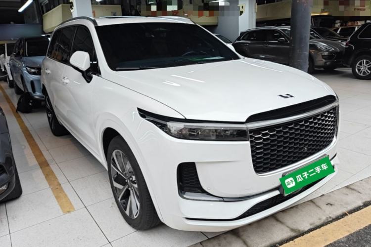 Used Li Auto ONE 2021 Extended-Range 6-Seater Version Front Right 45 Deg