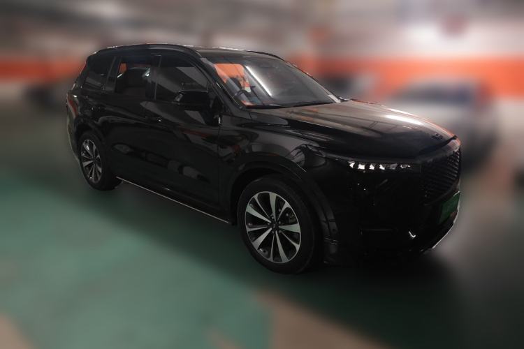 Used Li Auto ONE 2021 Extended-Range 6-Seater Version Front Right 45 Deg