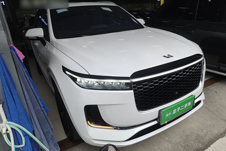 Used Li Auto ONE 2021 Extended-Range 6-Seater Version Front Right 45 Deg