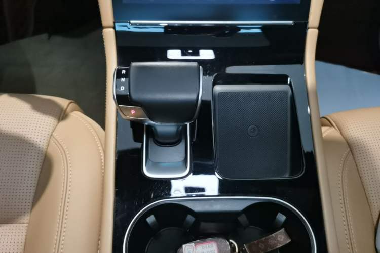 Used Li Auto ONE 2021 Extended-Range 6-Seater Version Gear Lever