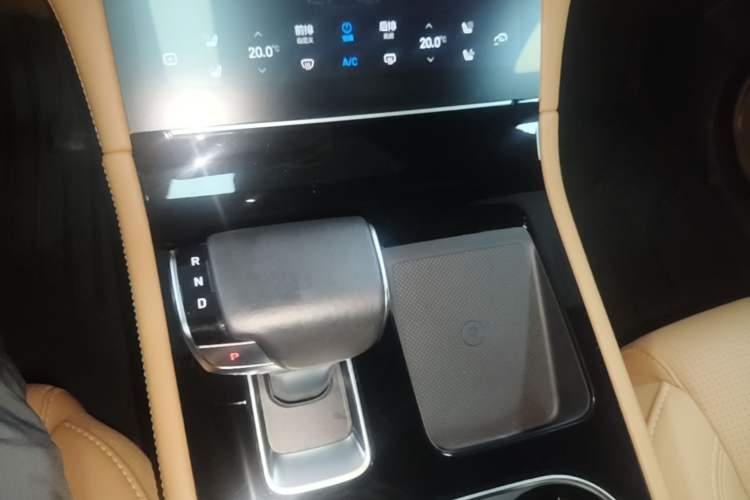 Used Li Auto ONE 2021 Extended-Range 6-Seater Version Gear Lever