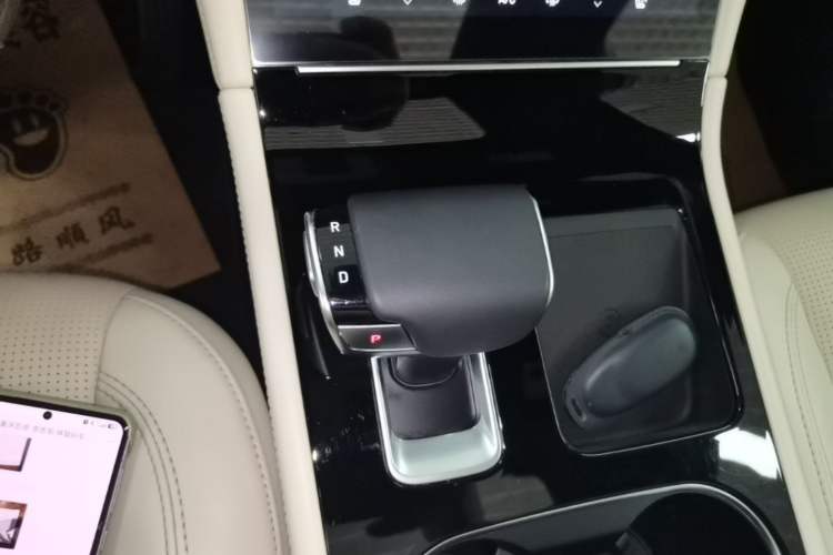 Used Li Auto ONE 2021 Extended-Range 6-Seater Version Gear Lever