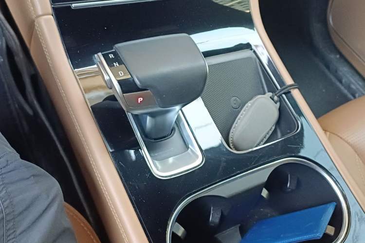 Used Li Auto ONE 2021 Extended-Range 6-Seater Version Gear Lever