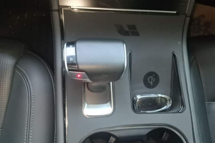 Used Li Auto ONE 2021 Extended-Range 6-Seater Version Gear Lever