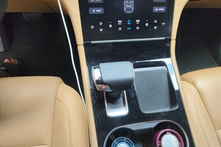 Used Li Auto ONE 2021 Extended-Range 6-Seater Version Gear Lever