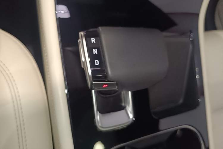 Used Li Auto ONE 2021 Extended-Range 6-Seater Version Gear Lever