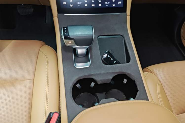 Used Li Auto ONE 2021 Extended-Range 6-Seater Version Gear Lever