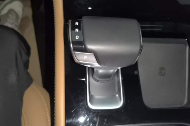 Used Li Auto ONE 2021 Extended-Range 6-Seater Version Gear Lever