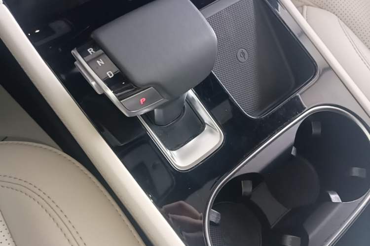 Used Li Auto ONE 2021 Extended-Range 6-Seater Version Gear Lever