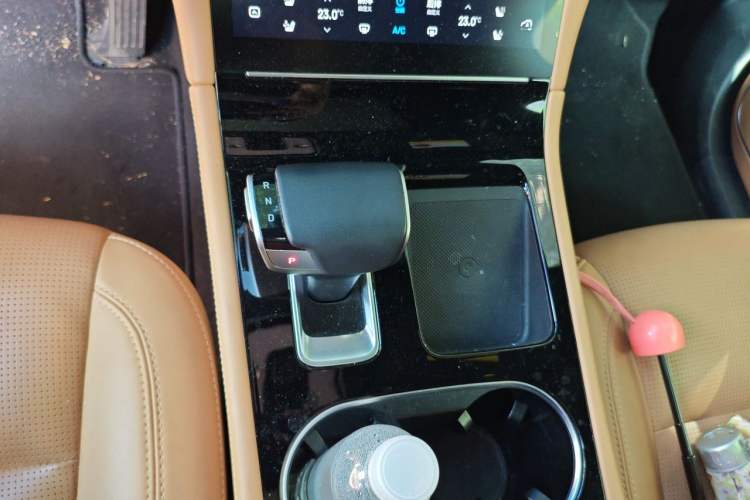 Used Li Auto ONE 2021 Extended-Range 6-Seater Version Gear Lever