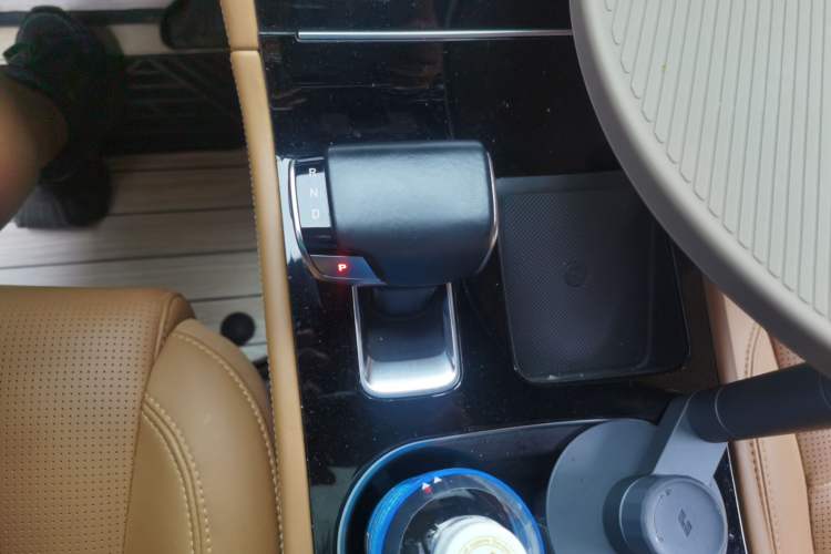 Used Li Auto ONE 2021 Extended-Range 6-Seater Version Gear Lever