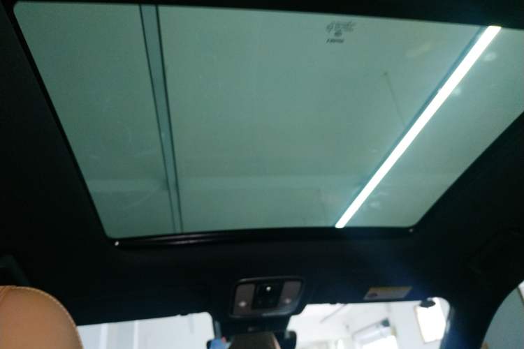 Used Li Auto ONE 2021 Extended-Range 6-Seater Version Headliner