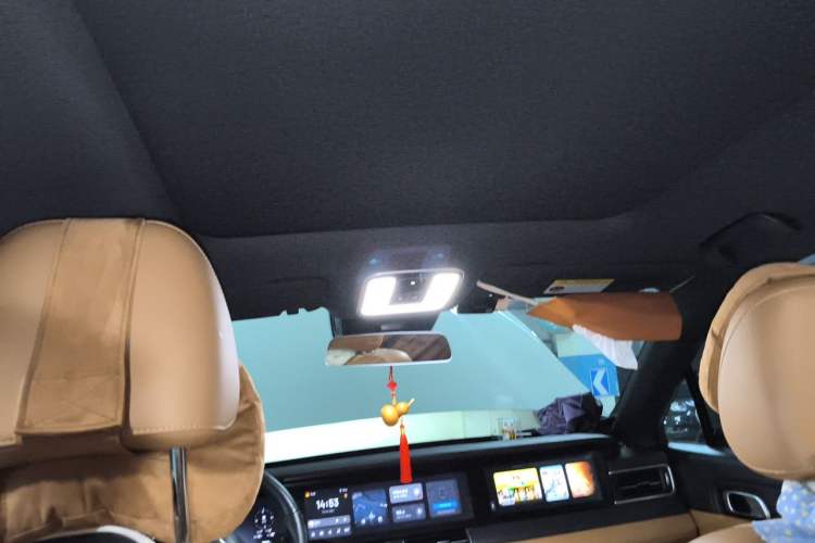 Used Li Auto ONE 2021 Extended-Range 6-Seater Version Headliner