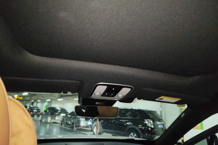 Used Li Auto ONE 2021 Extended-Range 6-Seater Version Headliner