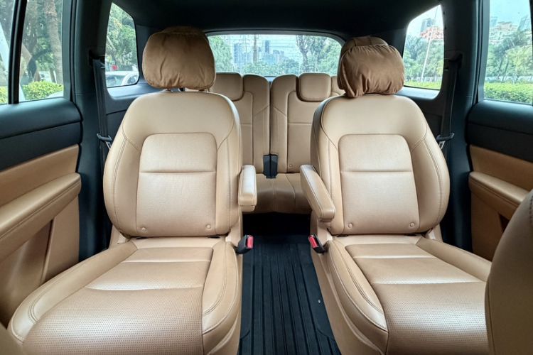 Used Li Auto ONE 2021 Extended-Range 6-Seater Version Interior 1