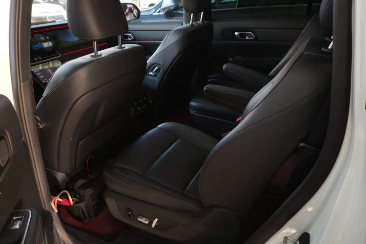 Used Li Auto ONE 2021 Extended-Range 6-Seater Version Interior 4