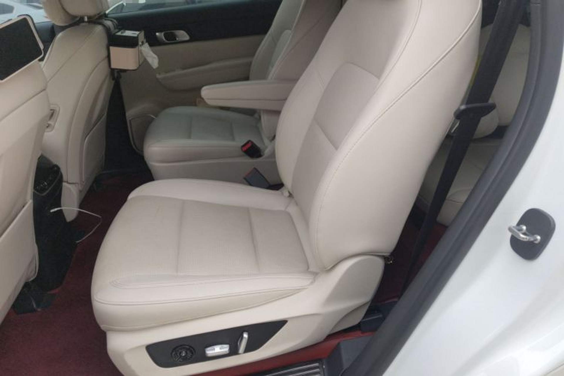 Used Li Auto ONE 2021 Extended-Range 6-Seater Version Interior 4