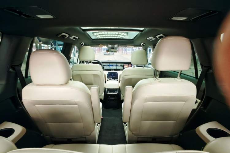 Used Li Auto ONE 2021 Extended-Range 6-Seater Version Interior 5